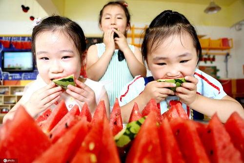 吃瓜酱欢乐多,揭秘娱乐圈幕后趣闻