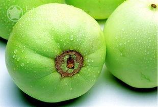 梦到自己吃瓜好吗,梦到自己吃瓜的吉凶预兆